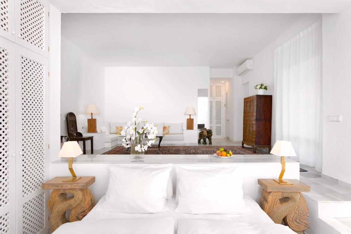 Hotel Village Кала Вадела Екстериор снимка